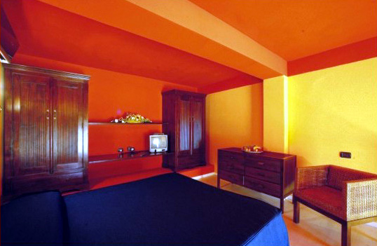 alberghi tirrenia