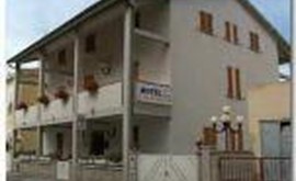 PASQUA PROMOZIONALE EURO 70,00 AL GIORNO TRATTAMENTO BB