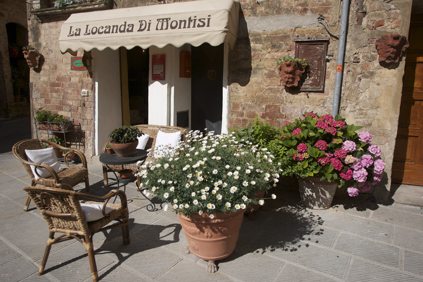 BED AND BREAKFAST LA LOCANDA DI MONTISI