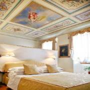 Tornabuoni La Petite Suite