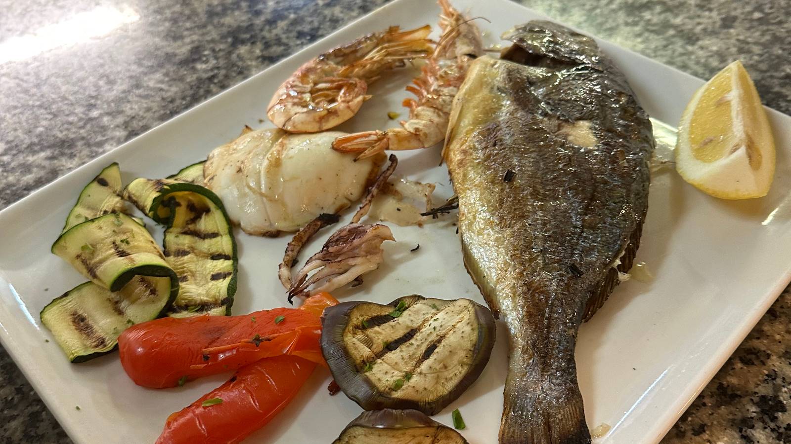 GRIGLIATA DI PESCE