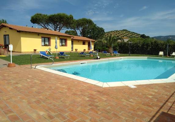 FARM HOLIDAYS LE VENELLE