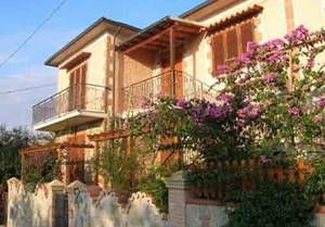 RESIDENCE CASA VACANZE LUCCHESI