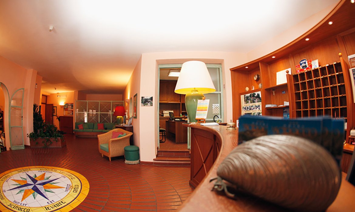 Alberghi Lo Scirocco