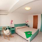 Alberghi Lo Scirocco