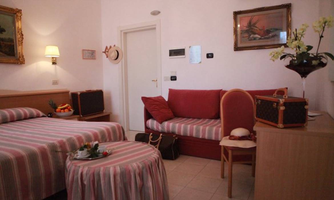 Hotel Tirreno