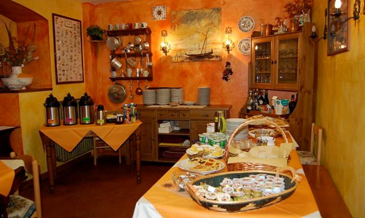Alberghi Noemi