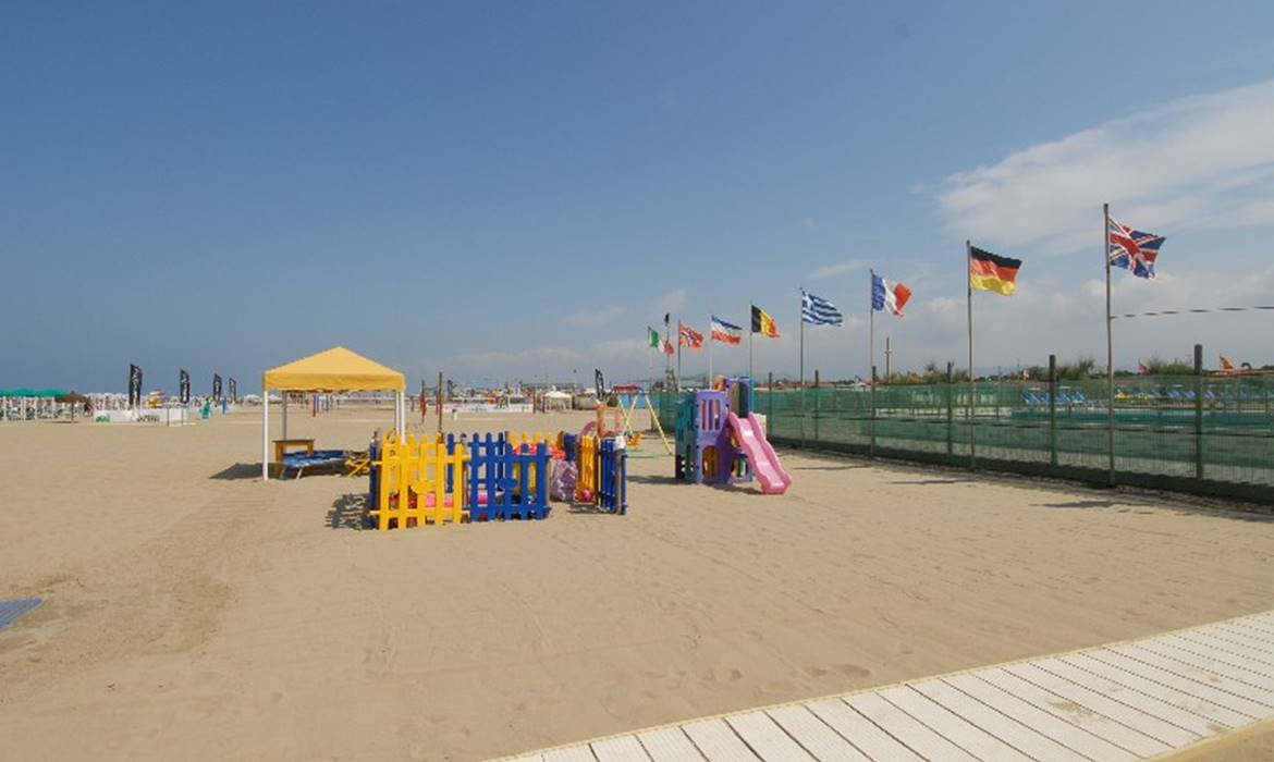 Bathing establishment Bagno Rossella Viareggio Bathing establishment Bagno Rossella Viareggio