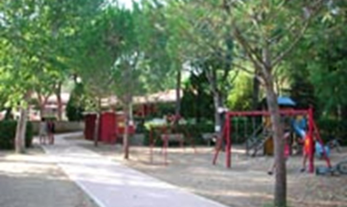 Dorf Villaggio del Forte