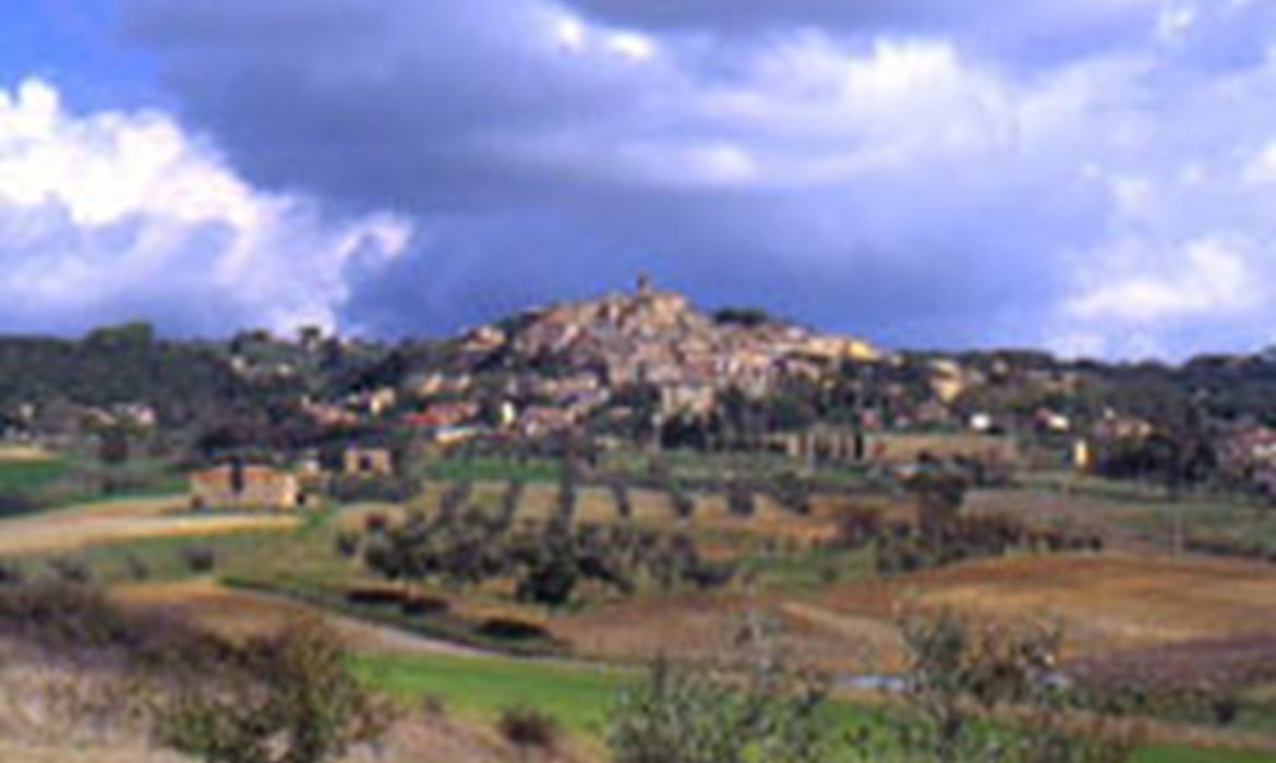 Dorf Villaggio del Forte