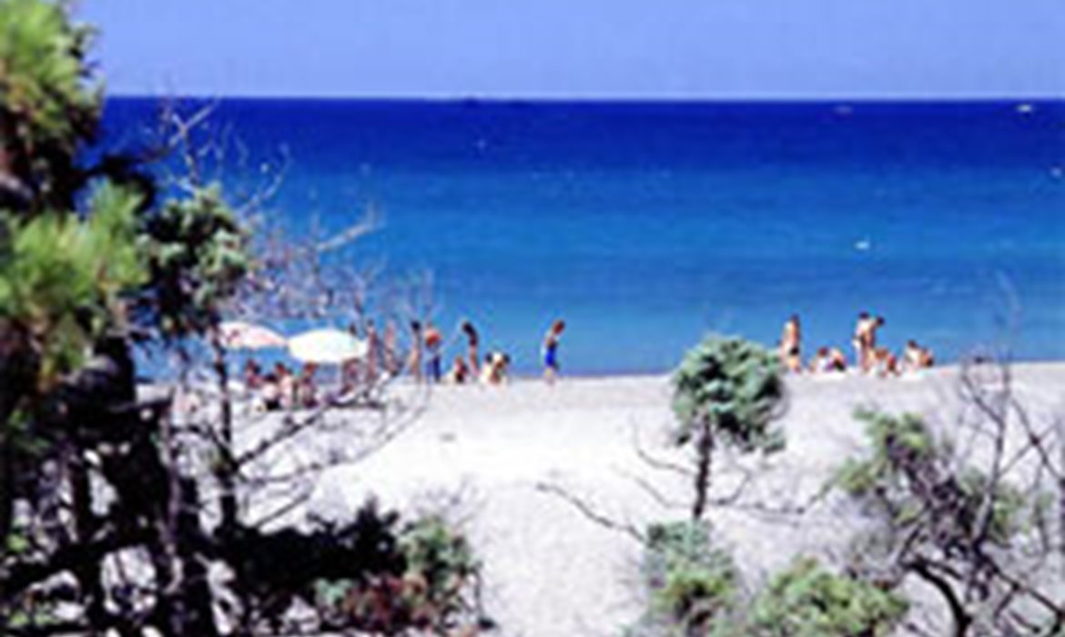 Dorf Villaggio del Forte