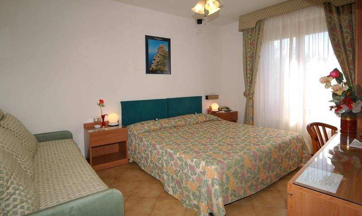 1 VILLA MARCELLA